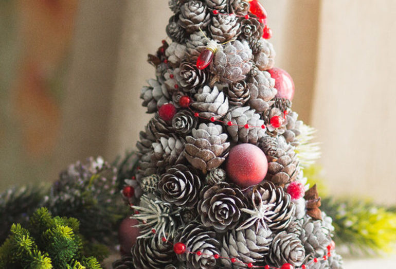 Christmas tree of cones