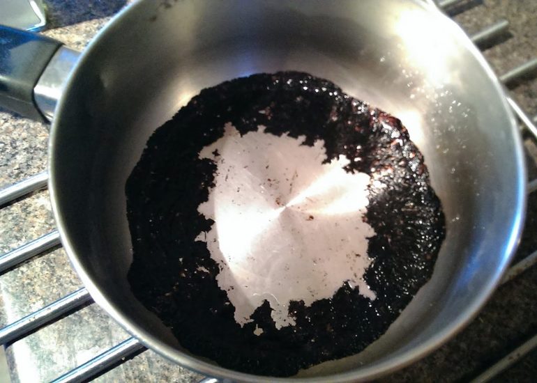 Comment nettoyer une casserole en aluminium