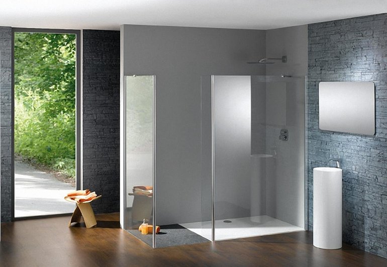 Open shower cubicle