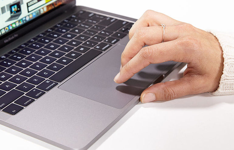  prečo touchpad na notebooku nefunguje