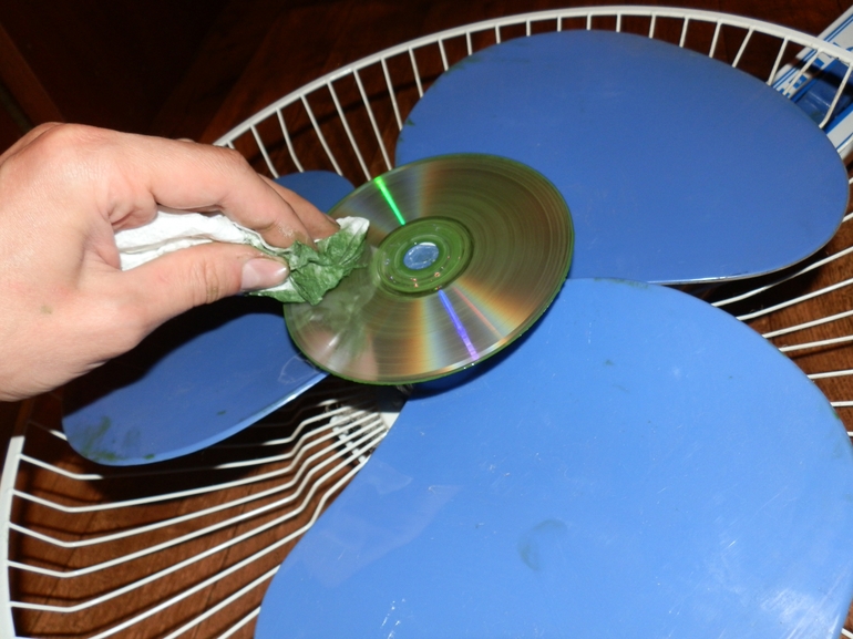 Urobte si sami škrabance z disku