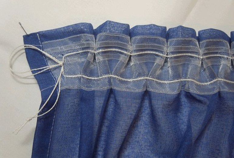 Como costurar uma fita de cortina para tule